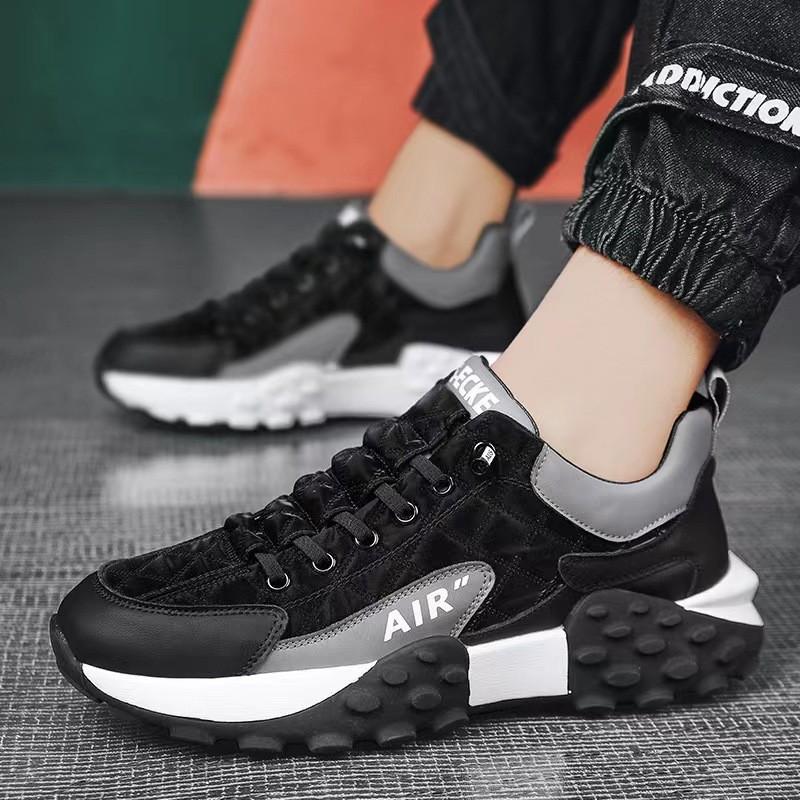 Fashionable thick-soled breathable sneakers